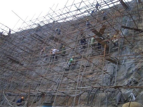 和硕公路桩基检测